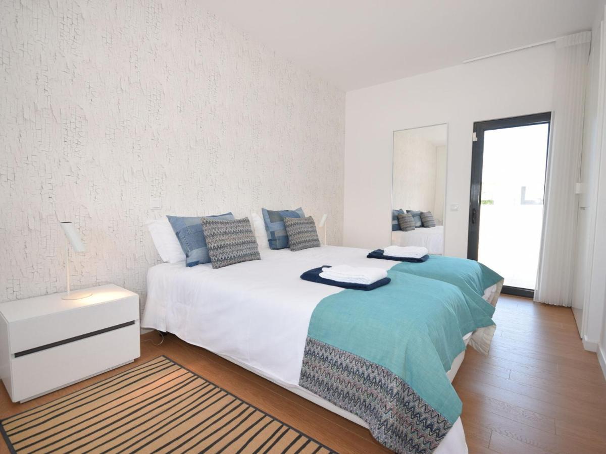 Modern Villa With Private Pool Near The Beautiful Beach Of Foz De Arelho Nadadouro Экстерьер фото